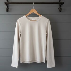 Girl’s Long Sleeve Shirt - Size: 7-8 (M)